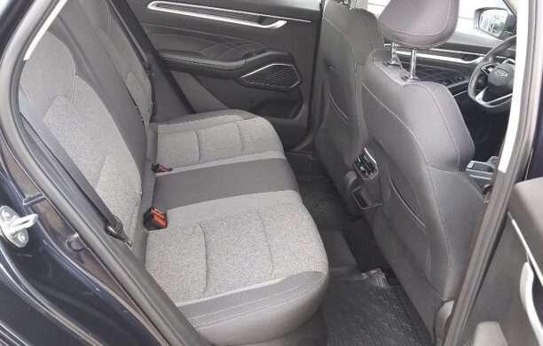 Geely Emgrand 2024 — 5