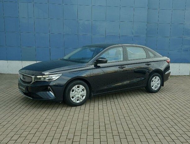 Geely Emgrand 2024