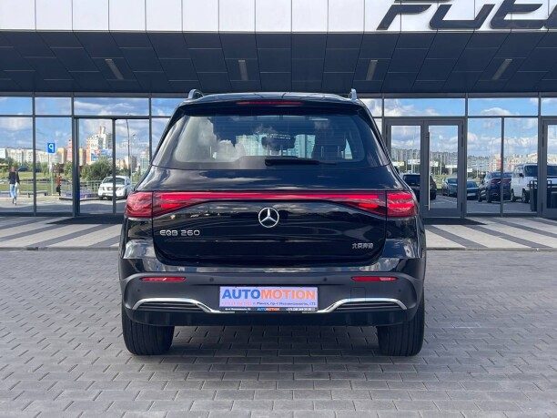Mercedes-Benz EQB 2024 — 2