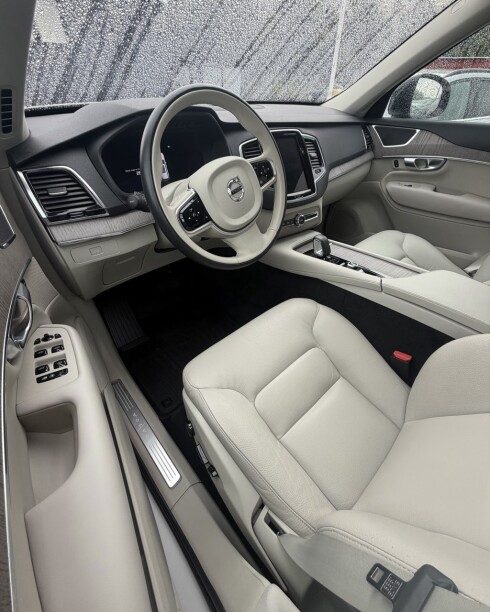 Volvo XC90 2023 — 3