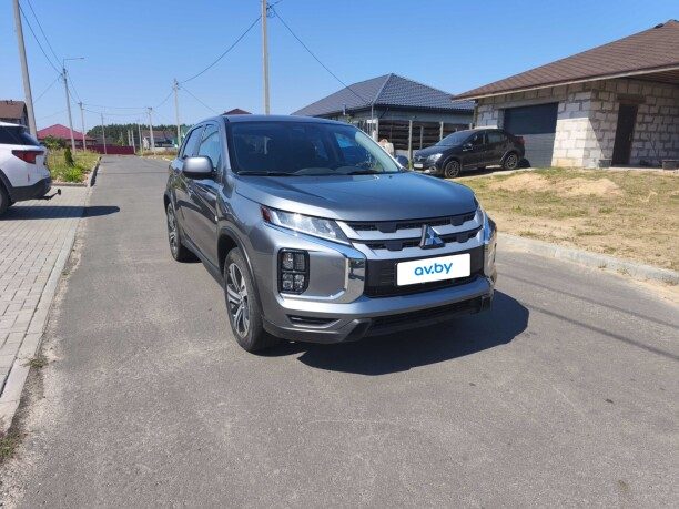 Mitsubishi Outlander Sport 2024 — 4