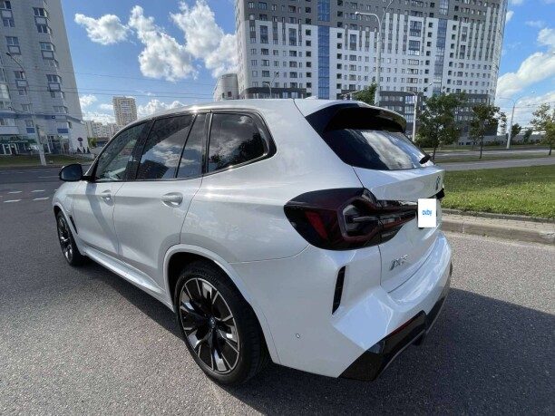 BMW iX3 2024 — 2