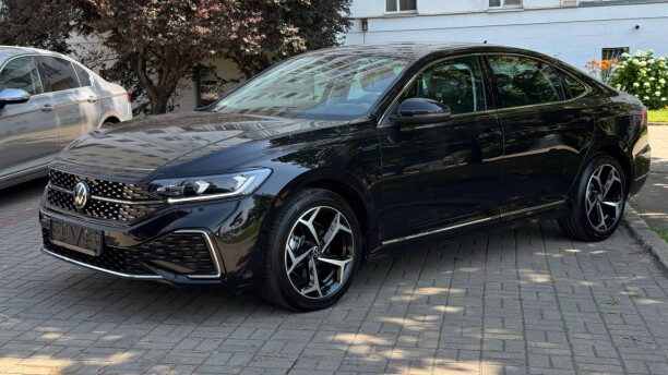 Volkswagen Passat (China) 2024