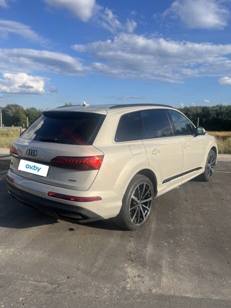 Audi Q7 2022 — 4