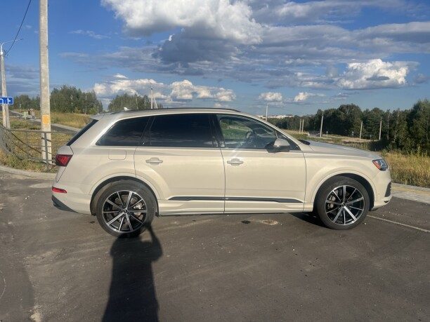 Audi Q7 2022 — 5