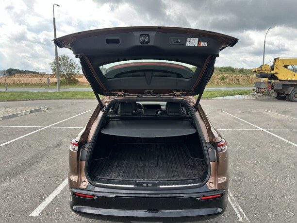 Toyota Crown Signia 2024 — 3