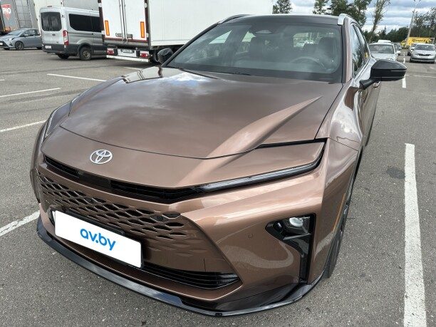 Toyota Crown Signia 2024
