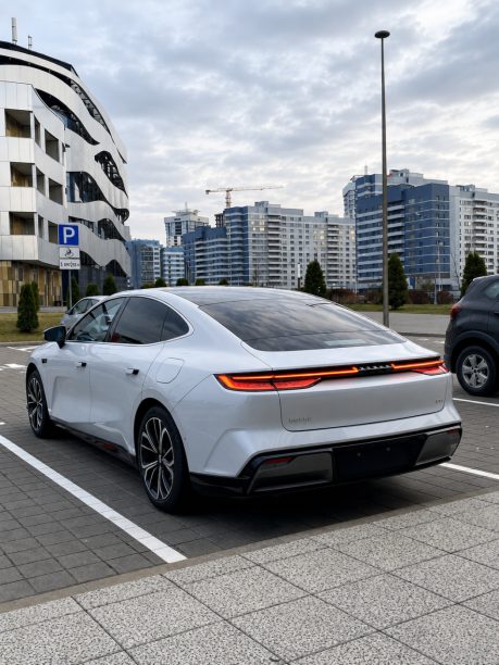 Geely Galaxy E8 2025 — 2