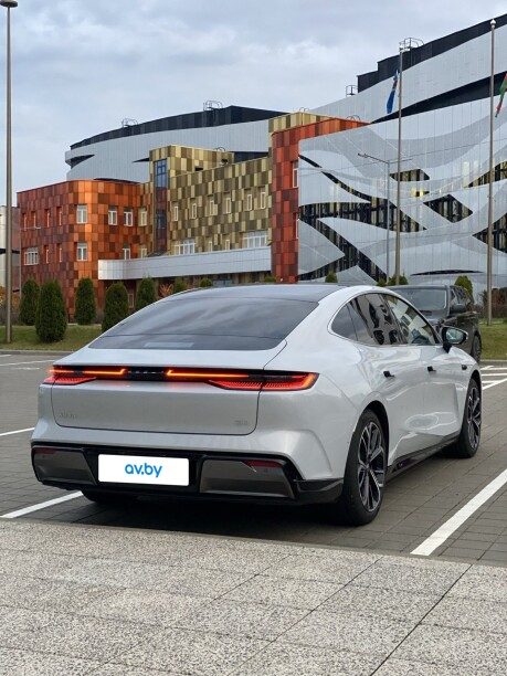 Geely Galaxy E8 2025 — 4