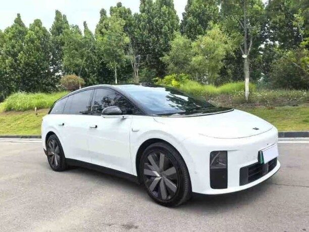 Li Auto Li i6 2025
