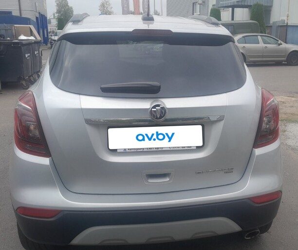 Buick Encore 2022 — 2