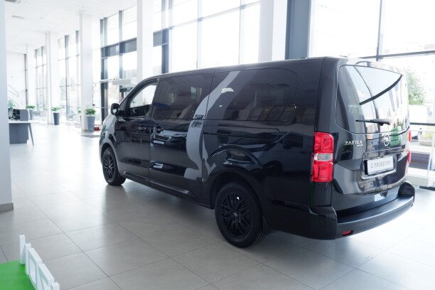 Opel Zafira Life 2024 — 2