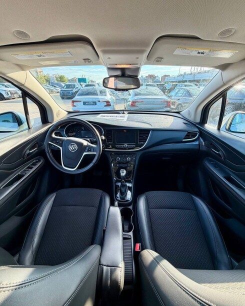 Buick Encore 2022 — 3