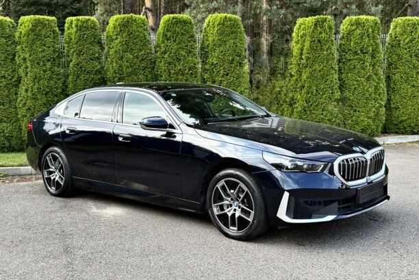 BMW i5 2024