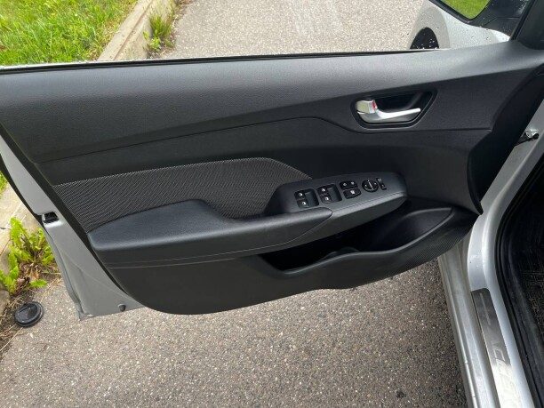 Hyundai Accent 2022 — 3