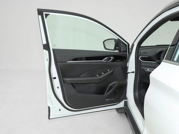 Geely Binyue L 2026 — 3