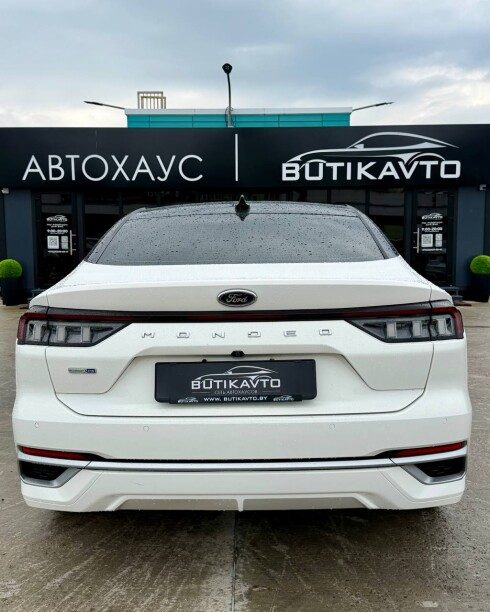 Ford Mondeo 2022 — 2
