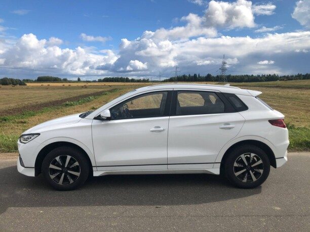 BYD E2 2024 — 2