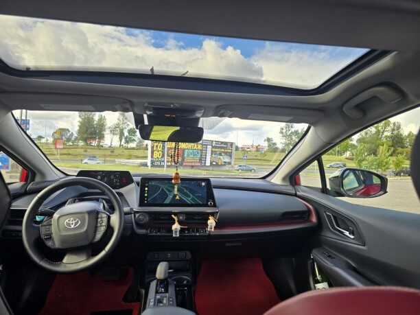 Toyota Prius Prime 2024 — 5