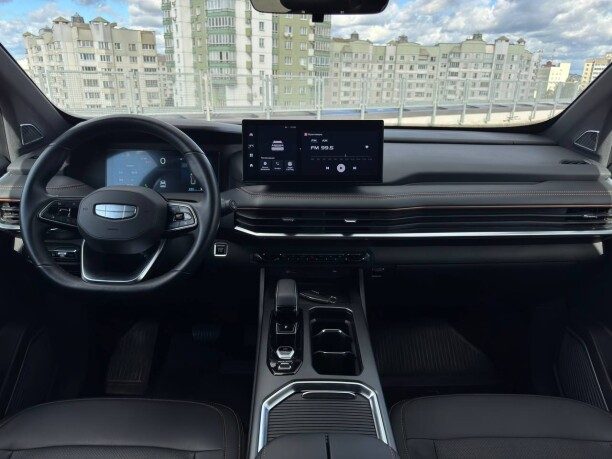 Geely Okavango 2025 — 3
