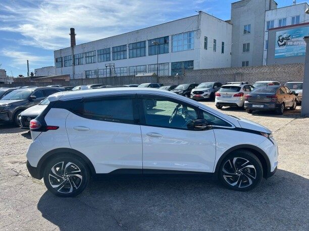 Chevrolet Bolt 2022 — 4