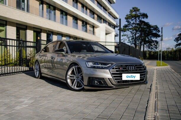 Audi S8 2022 — 4