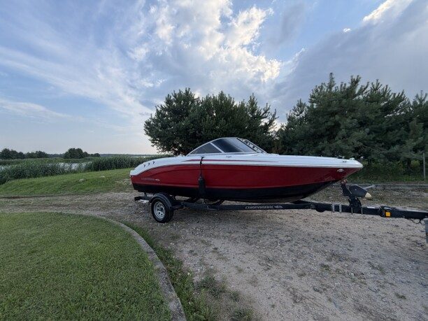 CHAPARRAL H20 19 Sport 2015