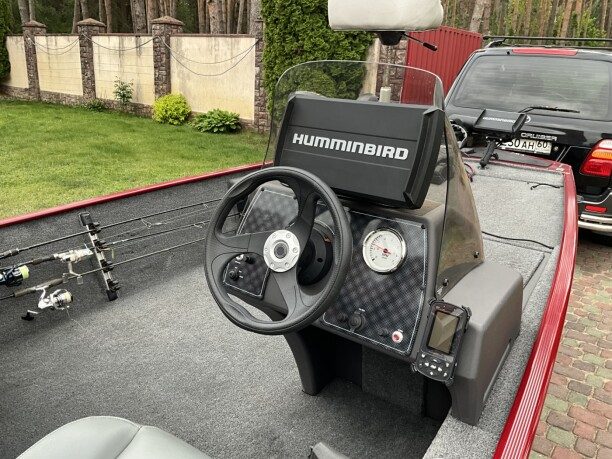 BASS TRACKER CLASSIC XL 2020 — 3