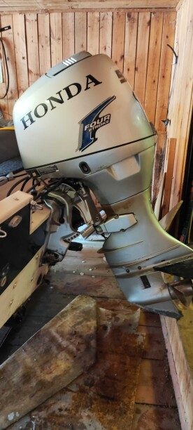 Crestliner 16 ft angler 2022 — 2
