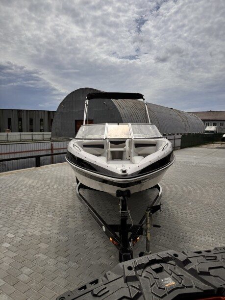 GLASTRON T205 2011 — 3