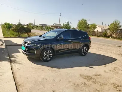 Chevrolet Tracker 2 2023 — миниатюра 2