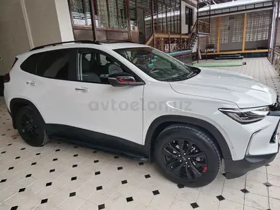 Chevrolet Tracker Redline 2024 — фото 1, купить с доставкой в Москву