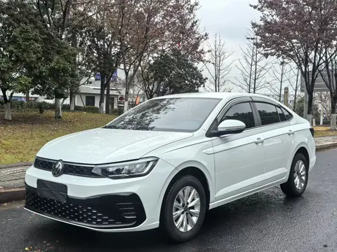 Volkswagen Lavida 2024 купить в Москве