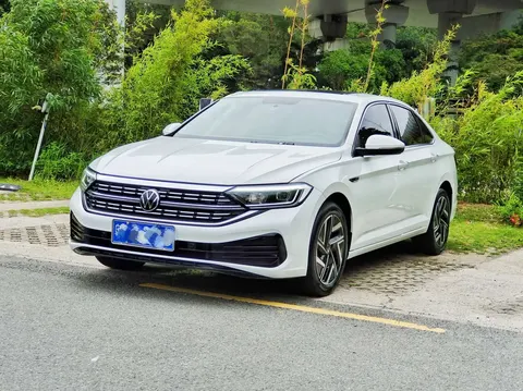 Volkswagen Sagitar 2023 купить в Москве