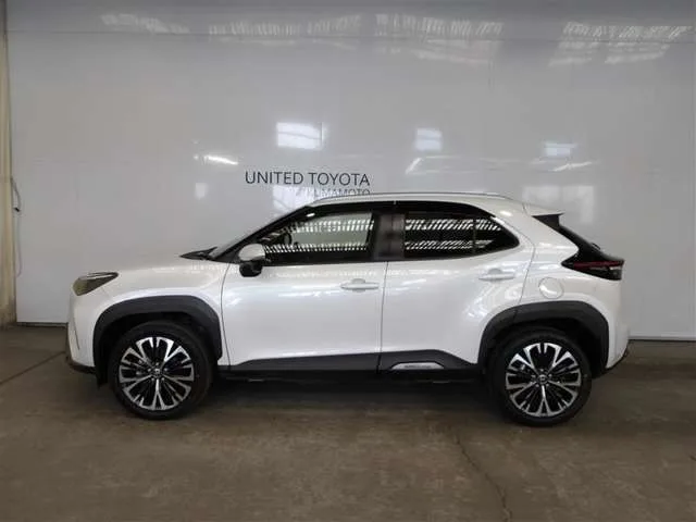 Toyota YARIS CROSS 1.5 Z 2023 — миниатюра 2