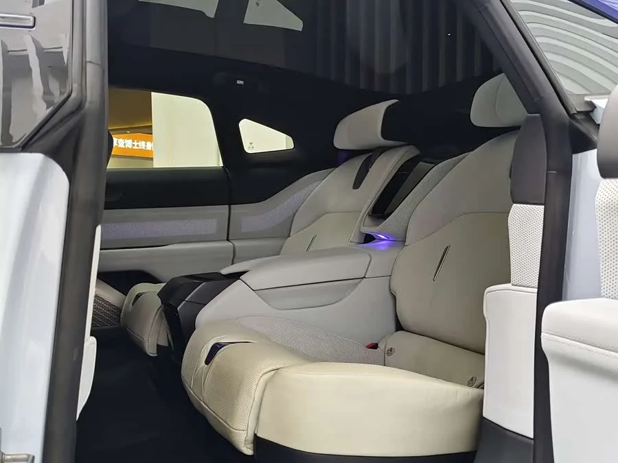HiPhi Z HiPhi Z 2023 four-seater version 2023 — миниатюра 2