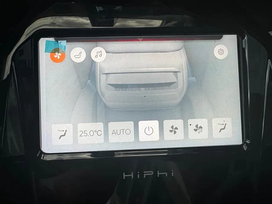 HiPhi Z HiPhi Z 2023 four-seater version 2022 — миниатюра 4