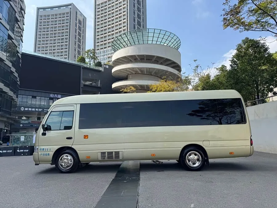 Toyota COASTER Coaster 2019 4.0L luxury car GRB53L-ZCMEK 20 seats 9GR 2023 — миниатюра 2