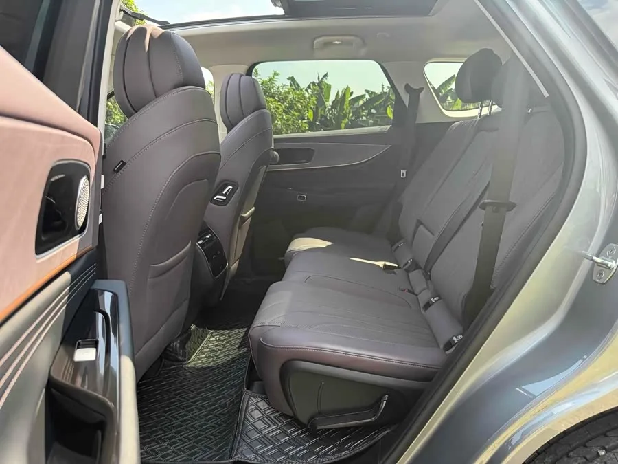 Chery Tiggo 9 C-DM Tiggo 9 C-DM 2025 1.5T 106KM Super Edition 5-seater LiFePO4 2024 — миниатюра 4
