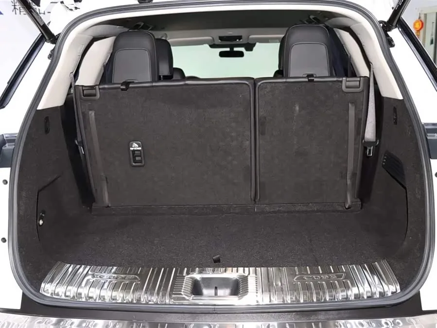Nissan Pathfinder 2024 Tanlu 380VC-TURBO 2WD Smart Edition 6-seater 2024 — миниатюра 5