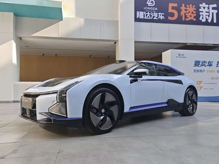 HiPhi Z 2022