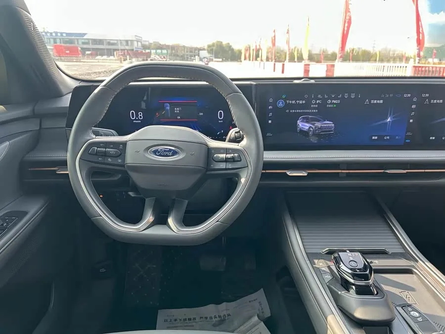 Ford Edge 2023 Sharp L 2.0T EcoBoost 4WD 7-seater Ultimate Edition 2024 — миниатюра 4
