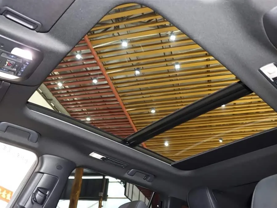 Toyota Crown Land Crown Land 2022 2.5L HEV 4WD Premium Edition 2022 — миниатюра 5