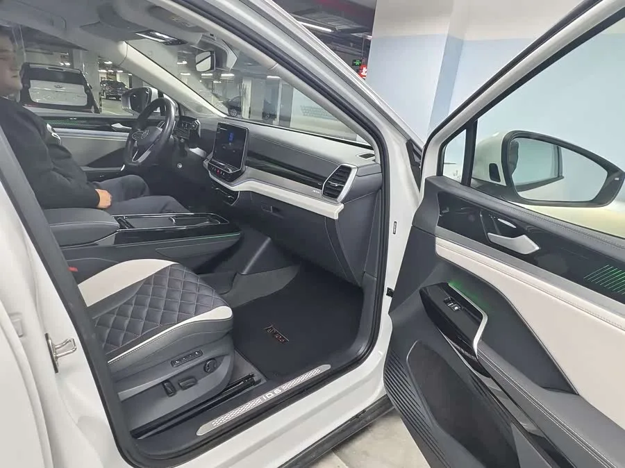 Volkswagen ID.6 CROZZ ID.6 CROZZ 2022 Long Range Lite PRO Edition 2022 — миниатюра 5