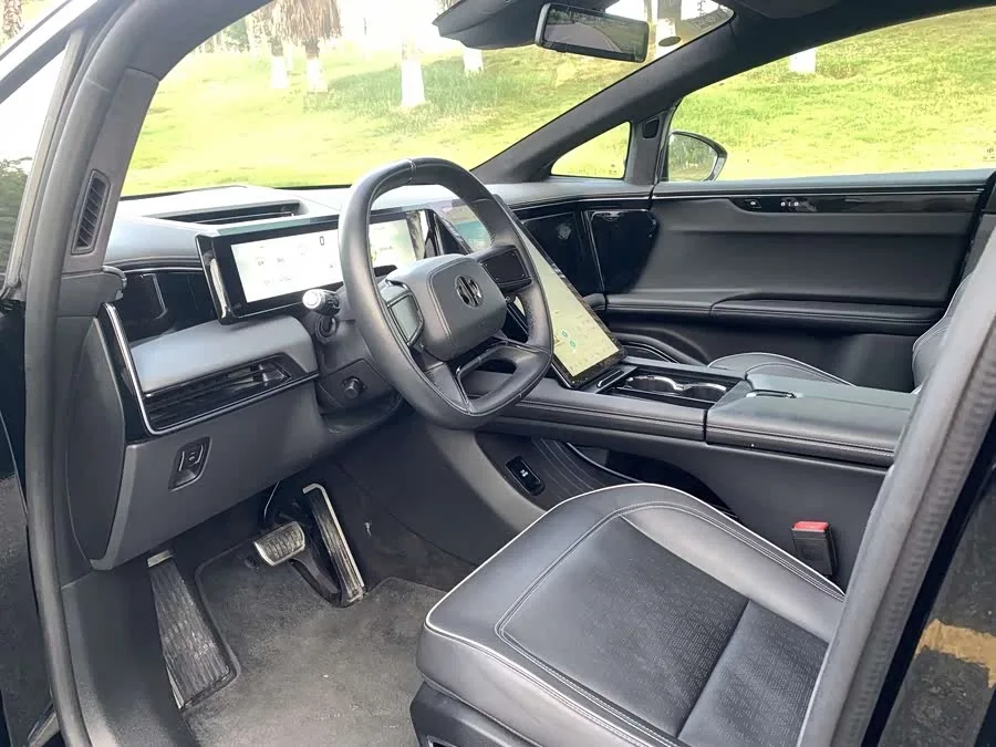 HiPhi X HiPhi X 2021 Luxury Edition 6 Seaters 2022 — миниатюра 4