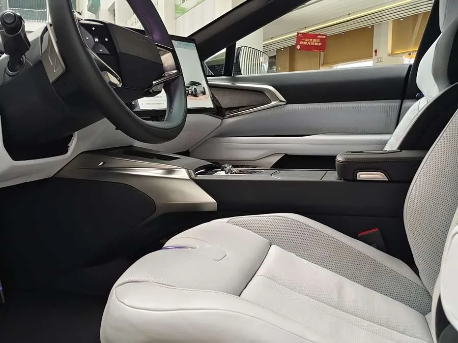 HiPhi Z HiPhi Z 2023 City Edition five-seater 2022 — миниатюра 2