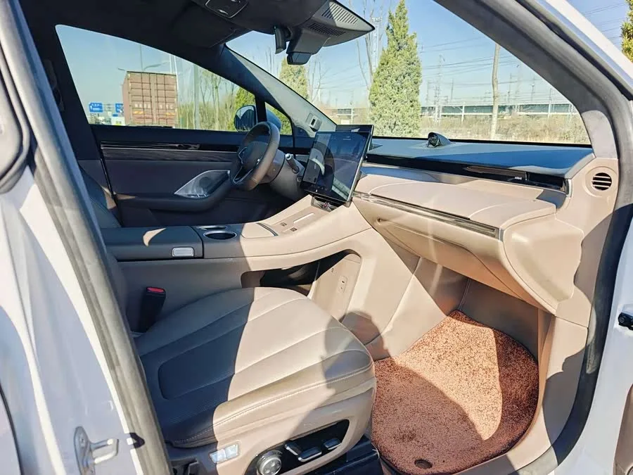 Smart world R7 Zhijie R7 2024 pure electric 802km Max 2025 — миниатюра 5