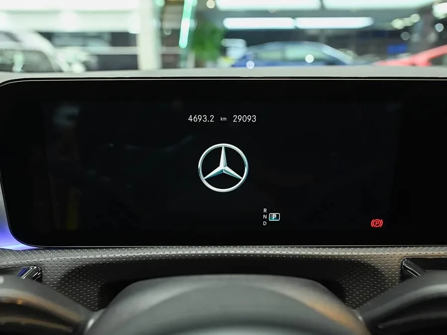 Mercedes-Benz CLA AMG Mercedes-Benz CLA AMG 2022 AMG CLA 45 4MATIC+ 2022 — миниатюра 4