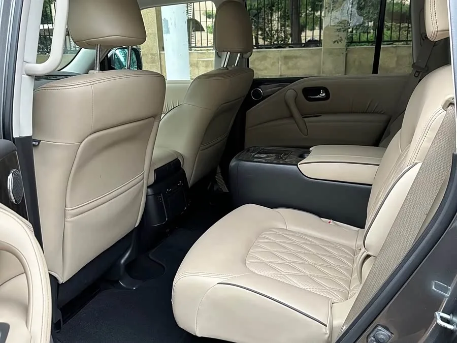 Nissan Patrol Patrol 2023 ARMADA 5.6L Invincible Armada Flagship Edition 2022 — миниатюра 4