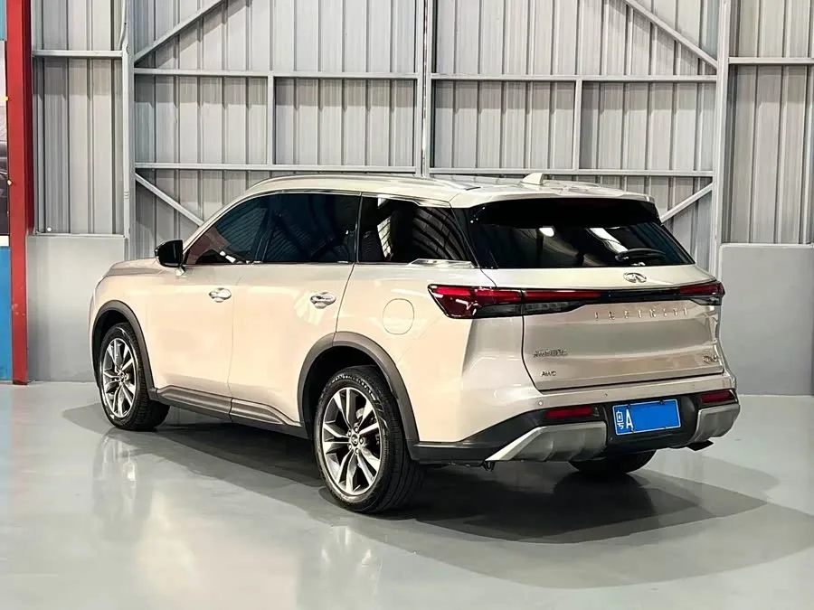 Infiniti QX60 2022 2.0T 4WD Luxury Edition 2022 — миниатюра 3